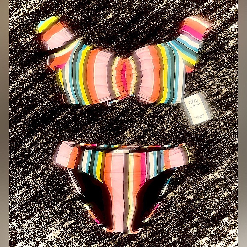 KENNETH COLE REACTION || Striped 2-Piece Colorful Bikini - SZ Small 🩷NWT🩷 - Picture 2 of 6